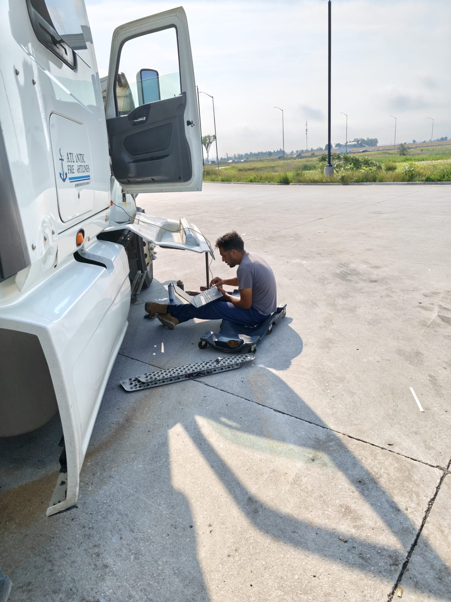 Laptop diagnostics and electrical troubleshooting on site